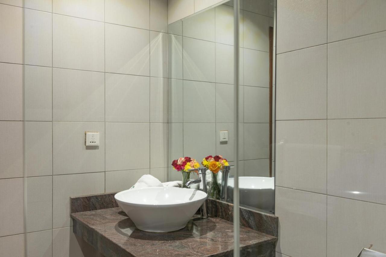 Tagore Apartments Καμπάλα Εξωτερικό φωτογραφία
