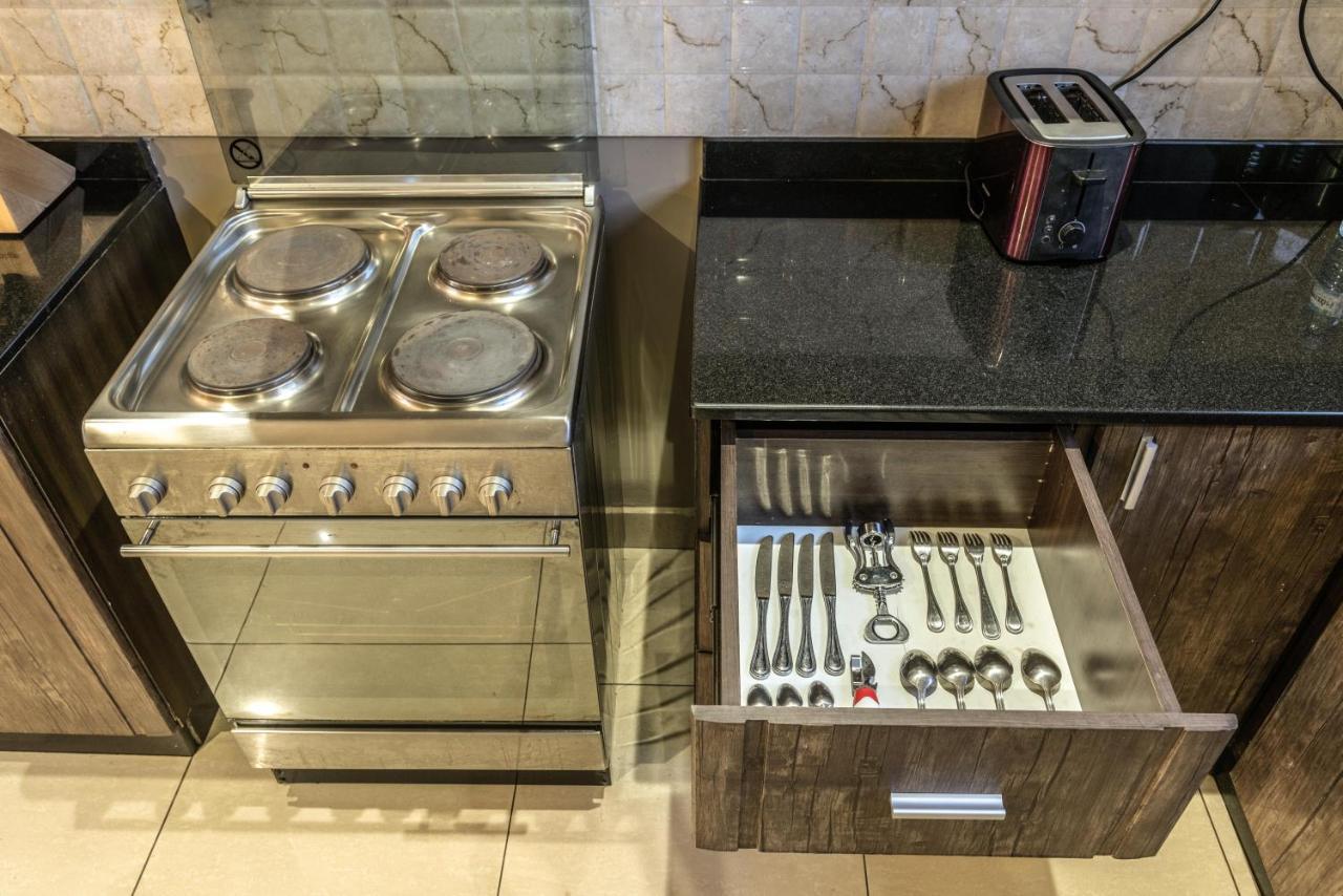 Tagore Apartments Καμπάλα Εξωτερικό φωτογραφία